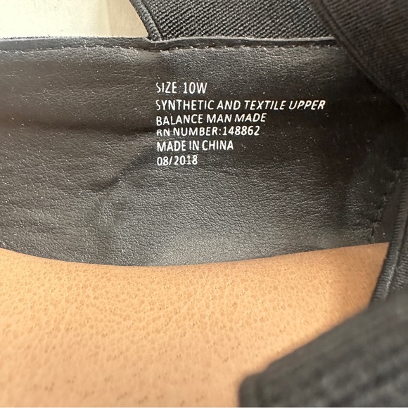 TORRID BLACK FAUX LEATHER ELASTIC STRAP BACK-ZIP WIDE WIDTH BALLET FLAT Sz10W - Picture 10 of 12